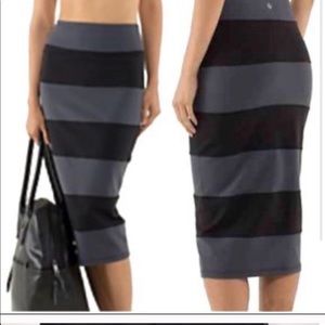 Lululemon pencil skirt